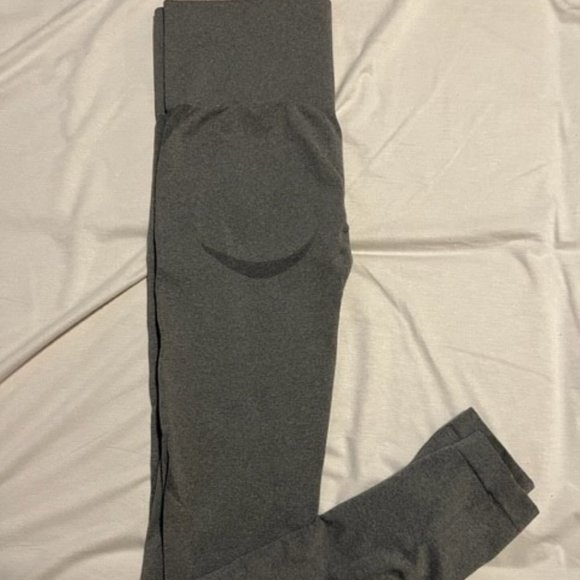 Knock off NVGTN leggings Medium - Picture 1 of 2